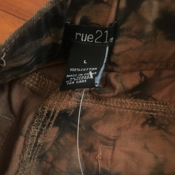 Rue 21 Cargo Pant's size Large new camouflage cargo pants - Picture 7 of 11